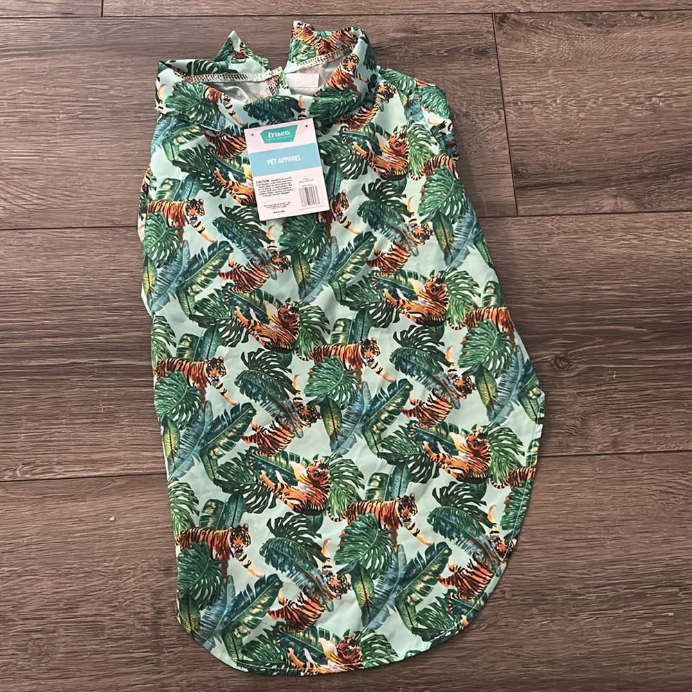 Collared shirt for dog